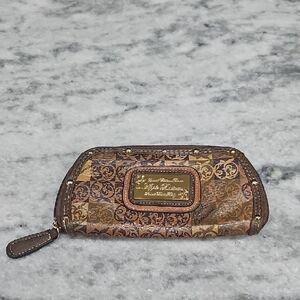 Elegant Brown Patterned Women's Clutch